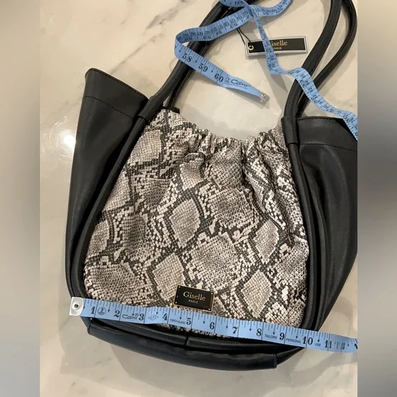 Giselle Paris, Women’s, Carry All, Tote Bag. - Picture 6 of 8